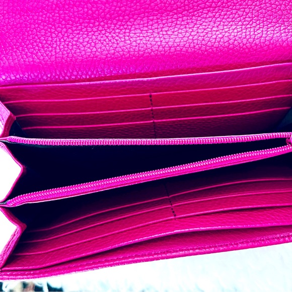 Gucci GG Logo Grain Leather Magenta/Dark Pink Long Wallet - Picture 16 of 16